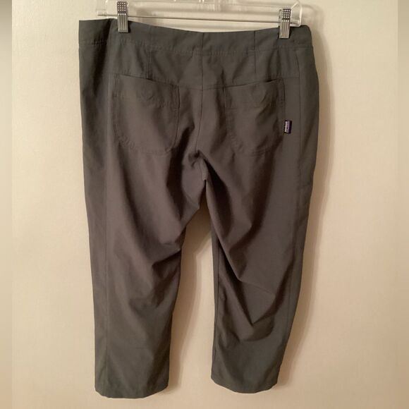 PATAGONIA SIZE 10 GRAY POLYESTER SPANDEX CROPPED PANTS HIKING CAMPING - Picture 3 of 8